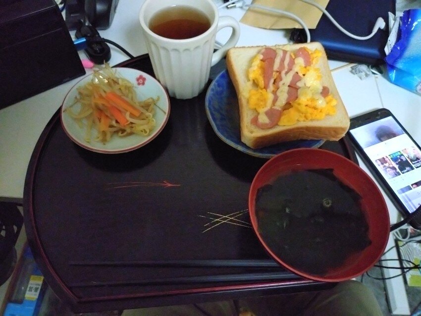 本日の朝飯