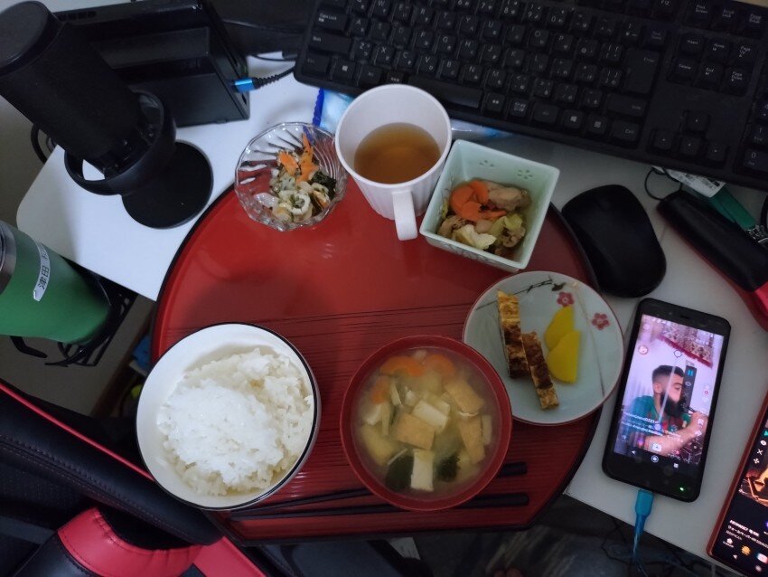本日の朝飯