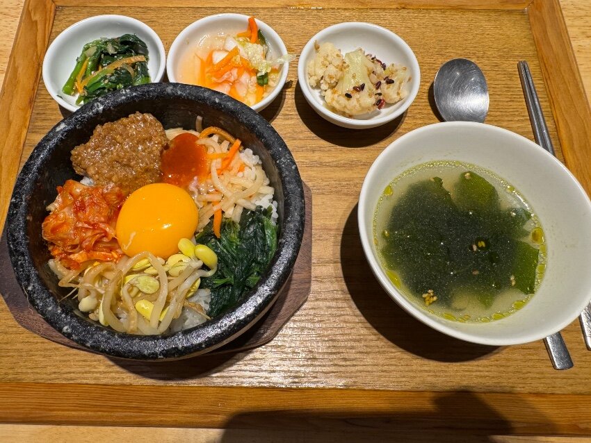 石焼ビビンパ